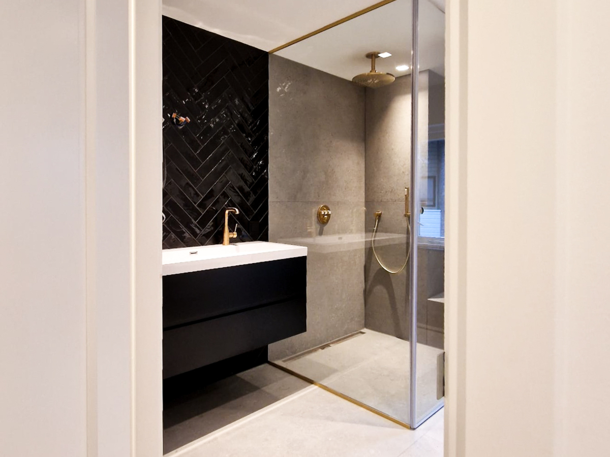 AK_Badkamer_renovatie_Touch_of_gold_4_1.jpg